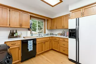 2221 NW Doral St, McMinnville, OR 97128 - Photo 17