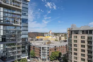 922 NW 11th Ave, Portland, OR 97209 - Photo 7