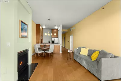 922 NW 11th Ave #914, Portland, OR 97209 - Photo 15