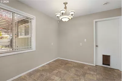 757 NE Clover Ave, Roseburg, OR 97470 - Photo 11