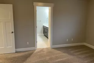 1048 NE Regan Hill Loop, Estacada, OR 97023 - Photo 17