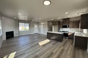 126 Coles Vly St, Sutherlin, OR 97479 - Photo 5