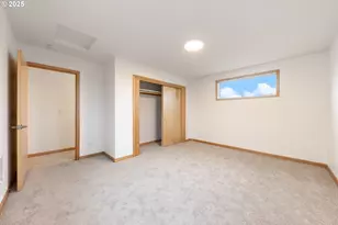 715 ST Charles Street, Eugene, OR 97402 - Photo 33