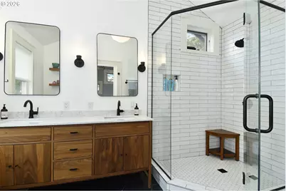 4406 SW Lobelia St, Portland, OR 97219 - Photo 27