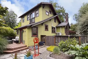 4406 SW Lobelia St, Portland, OR 97219 - Photo 39