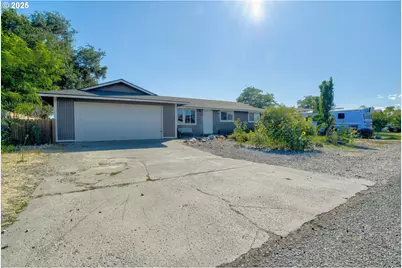 133 John Day St, Umatilla, OR 97882 - Photo 9