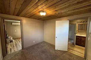 506 W Clark St, Medford, OR 97501 - Photo 23