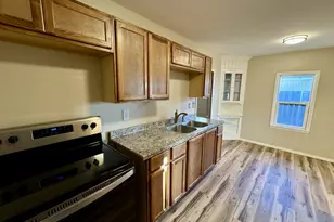 506 W Clark St, Medford, OR 97501 - Photo 9