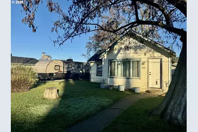 506 W Clark St, Medford, OR 97501 - Photo 3