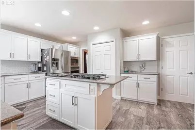 715 Shadowwood Loop, Keizer, OR 97303 - Photo 17