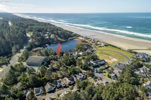 6315 SW Arbor Dr, South Beach, OR 97366 - Photo 31