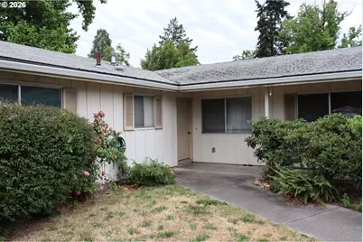 711 SW Rogue River Ave, Grants Pass, OR 97526 - Photo 3