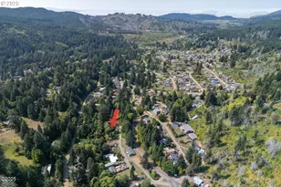 606 N Wayside Loop, Otis, OR 97368 - Photo 25