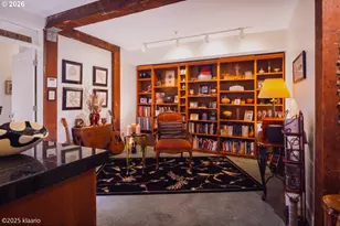 133 NW 18th Ave, Portland, OR 97209 - Photo 17