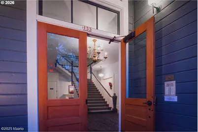 133 NW 18th Ave #1, Portland, OR 97209 - Photo 37