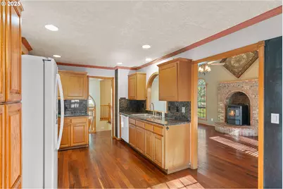 1399 SE Twin Hills Rd, Jefferson, OR 97352 - Photo 11