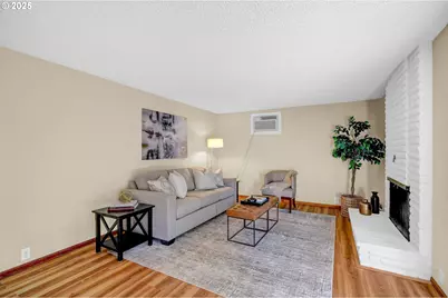 2720 Fillmore St, Eugene, OR 97405 - Photo 13