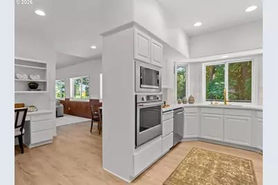 8226 SW Liz Pl, Beaverton, OR 97007 - Photo 11