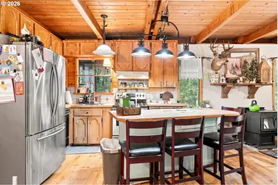 68750 E Barlow Trail Rd, Rhododendron, OR 97049 - Photo 3