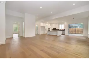 2010 NE 159th St, Ridgefield, WA 98642 - Photo 7