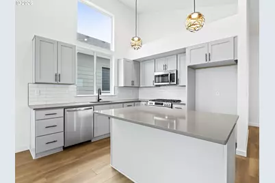 41870 Deschutes Ave #11, Sandy, OR 97055 - Photo 3