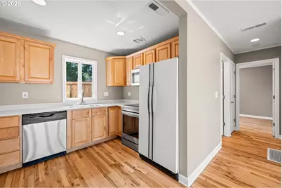 404 Eastfield Dr, Oregon City, OR 97045 - Photo 11