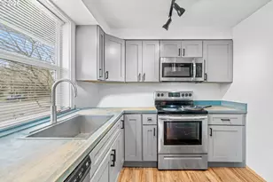 3311 NE View Ave, Gresham, OR 97030 - Photo 5