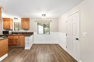 23 35th St, Washougal, WA 98671 - Photo 7