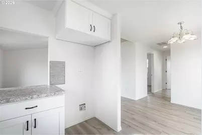 1667 Wendy St NE, Salem, OR 97305 - Photo 7