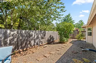 1140 Trail Ave, Eugene, OR 97404 - Photo 29