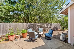 1140 Trail Ave, Eugene, OR 97404 - Photo 23