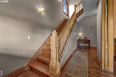 863 NE Ainsworth St, Portland, OR 97211 - Photo 7