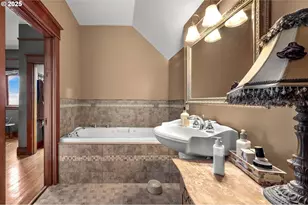 863 NE Ainsworth St, Portland, OR 97211 - Photo 19