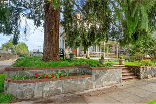 863 NE Ainsworth St, Portland, OR 97211 - Photo 27