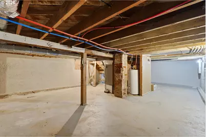 546 NE Stanton St, Portland, OR 97212 - Photo 29