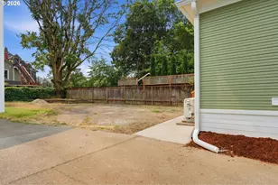 546 NE Stanton St, Portland, OR 97212 - Photo 33