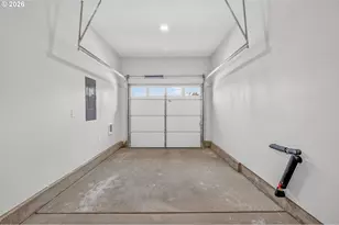 9267 E Burnside St, Portland, OR 97216 - Photo 23