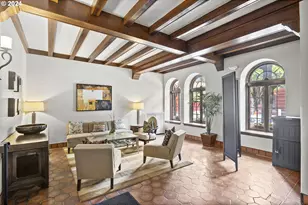 709 SW 16th Ave, Portland, OR 97205 - Photo 5