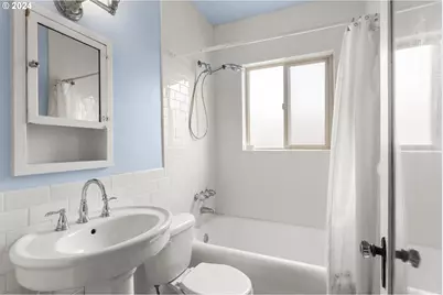 709 SW 16th Ave #406, Portland, OR 97205 - Photo 15