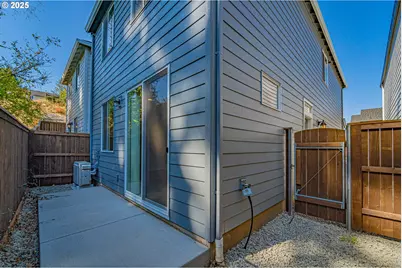 4901 NE 2nd Ct, Vancouver, WA 98663 - Photo 7