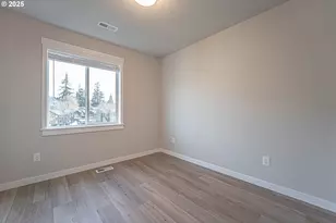 4901 NE 2nd Ct, Vancouver, WA 98663 - Photo 19