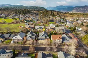 948 28th St, Hood River, OR 97031 - Photo 43