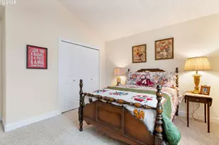 948 28th St, Hood River, OR 97031 - Photo 27