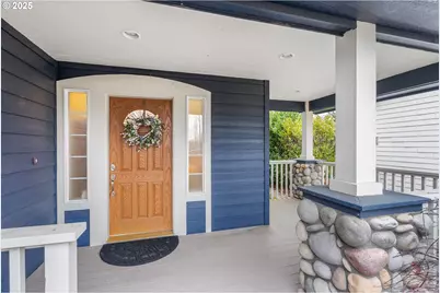 948 28th St, Hood River, OR 97031 - Photo 3