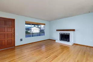 12500 SW Prince Albert St, King City, OR 97224 - Photo 9