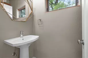 1892 Cousteau Loop SE, Salem, OR 97302 - Photo 19