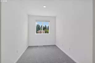 526 E Traverse Rd, Woodburn, OR 97071 - Photo 25