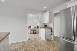 2570 Ptarmigan St NW, Salem, OR 97304 - Photo 15