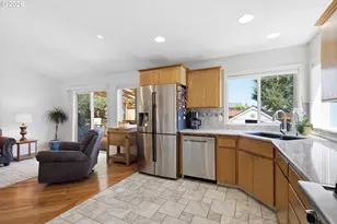 17845 SW Zenith Pl, Beaverton, OR 97007 - Photo 11