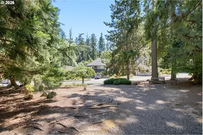 17845 SW Zenith Pl, Beaverton, OR 97007 - Photo 33